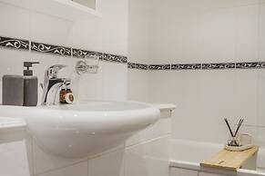 Hertford Flat 1