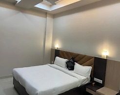 Hotel Amba Ambience