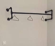 The Red Lounge House - sleeps 14