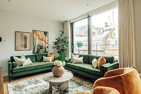 Kings Yard by Nestor