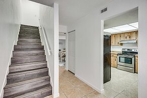 Sun, Sand & Poolside Relaxation! Ormond Beach Unit