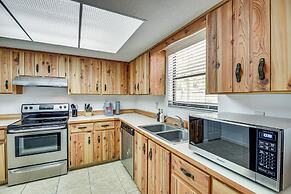 Sun, Sand & Poolside Relaxation! Ormond Beach Unit