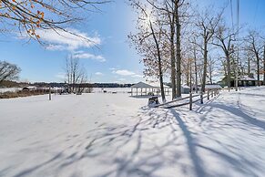 Rifle Lake Cabin! Michigan Outdoor Adventure Pad