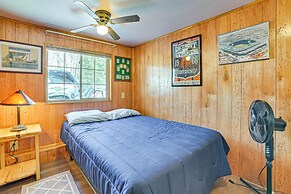Rifle Lake Cabin! Michigan Outdoor Adventure Pad