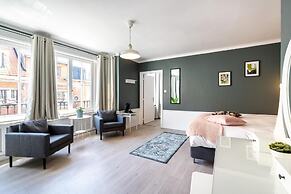 The Rose Suites