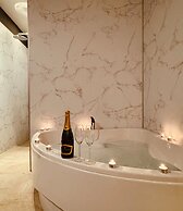The Rose Suites