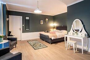 The Rose Suites