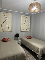 Faro Modern by Homing