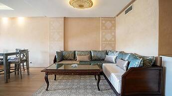 Elegant Apartment with Panoramic View