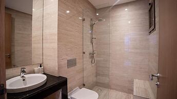 Elegant Apartment with Panoramic View
