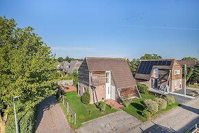 2 Holiday Homes Opposite to Each Other