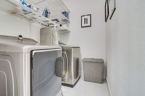 Easy Park & University Access! Family Miami Escape