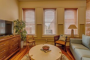 Walk to Shops & Restaurants! Dtwn Florence Unit