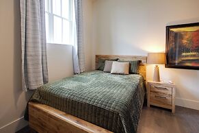 Walkable Couples Retreat in Downtown Florence