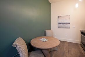 Walkable Couples Retreat in Downtown Florence