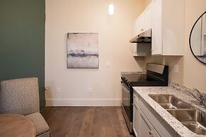 Walkable Couples Retreat in Downtown Florence