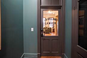 Great for Med Professionals! Dtwn Florence Condo