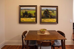 Great for Med Professionals! Dtwn Florence Condo