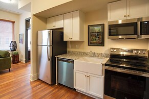 Great for Med Professionals! Dtwn Florence Condo