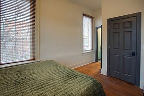 Great for Med Professionals! Dtwn Florence Condo
