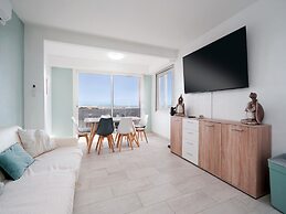 Light Filled Property Near Sea