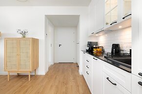 Large Apartment With sea View, Indoor Pool