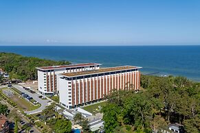 Large Apartment With sea View, Indoor Pool