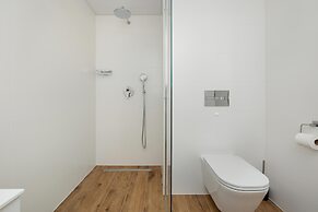 Large Apartment With sea View, Indoor Pool