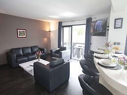 Villa in Anglet Between Ocean, Forests