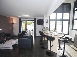 Villa in Anglet Between Ocean, Forests