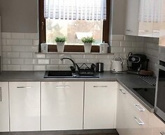 Comfortable Holiday Home With a Private Garden