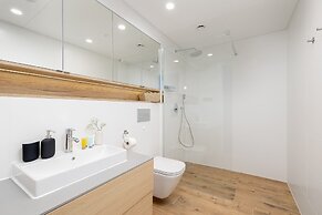 Apartment With Direct sea View