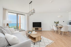 Apartment With Direct sea View