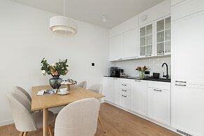 Apartment With Direct sea View