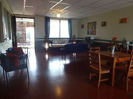 Hostal Harvest House