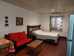 Hostal Harvest House