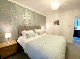 Ockendon House Apartment A