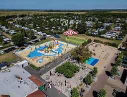 Bright Beachside Base in Burgh-haamstede
