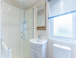 Bright Beachside Base in Burgh-haamstede