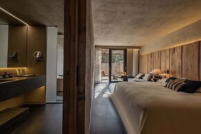 Weizhou Island Coral Reef Hotel