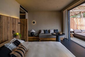 Weizhou Island Coral Reef Hotel