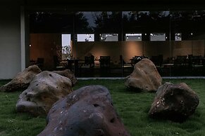 Weizhou Island Coral Reef Hotel