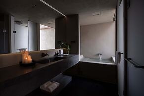 Weizhou Island Coral Reef Hotel