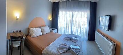 Omar Suite 360