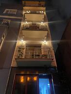 Omar Suite 360