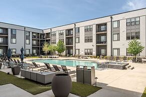 Affordable 2-bedroom Fishers Pool View