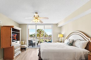North Tower 208