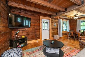 Hot Tub, Wifi & Pet-friendly - Pilot Point