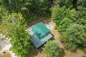Hot Tub, Wifi & Pet-friendly - Pilot Point