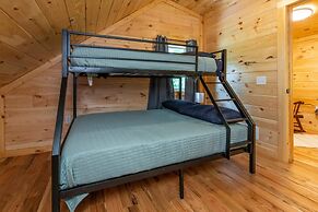 Hot Tub, Wifi & Pet-friendly - Pilot Point